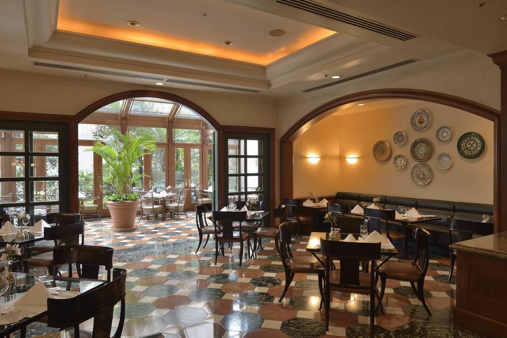 เดอะ เชอร์วูด ไทเป Hotel ภายนอก รูปภาพ The interior of the restaurant