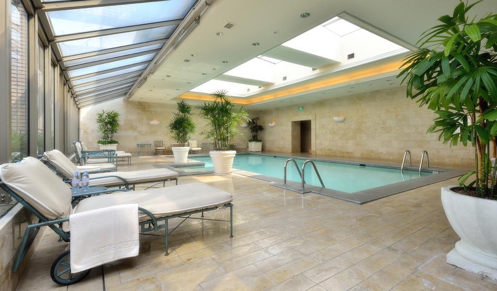 เดอะ เชอร์วูด ไทเป Hotel ภายนอก รูปภาพ The pool at the Mandarin Oriental, Paris