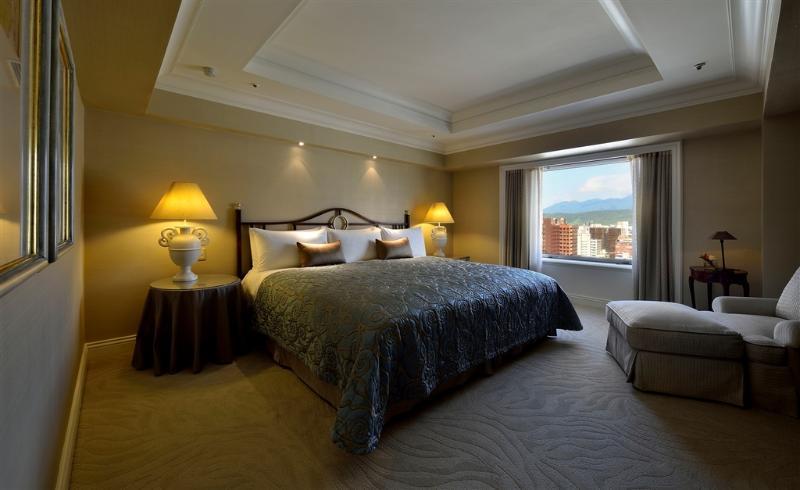 เดอะ เชอร์วูด ไทเป Hotel ภายนอก รูปภาพ A bedroom at the hotel