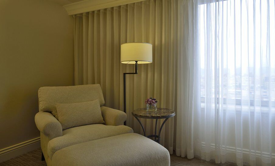 เดอะ เชอร์วูด ไทเป Hotel ภายนอก รูปภาพ A floor lamp